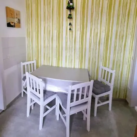 Urlaub Ueber Den Second Hand Laedchen Grossbreitenbach