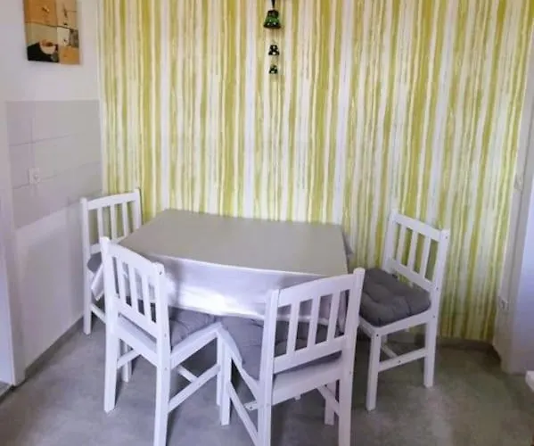 Urlaub Ueber Den Second Hand Laedchen Grossbreitenbach